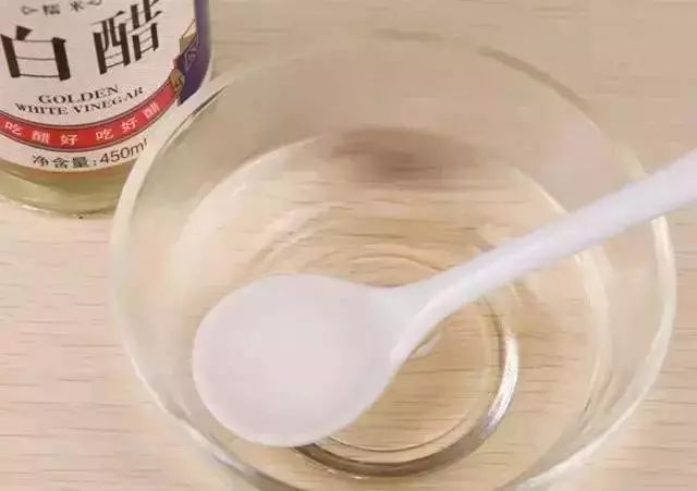 滚筒洗衣机洗羽绒服会不会爆炸,清洗羽绒服可以直接用洗衣机吗