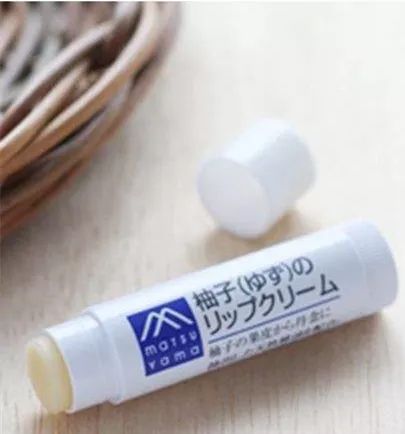 润唇膏红黑榜2021,公认好用带颜色的润唇膏