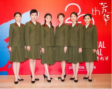 65式军服再现芳华,65式军服震撼全世界