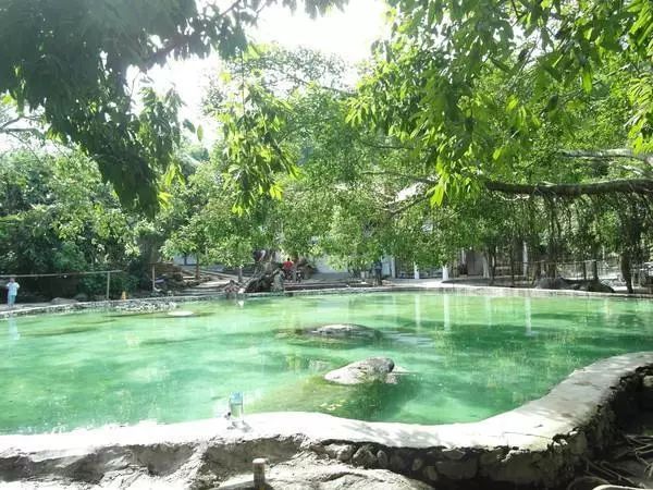 青城山私汤雪景温泉酒店,剑河仰阿莎温泉小镇雪景