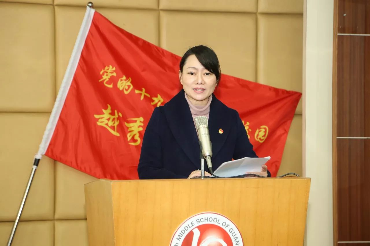 这节课火了！“小红楼”今天又闻宣讲声——“越秀先锋”十中开讲