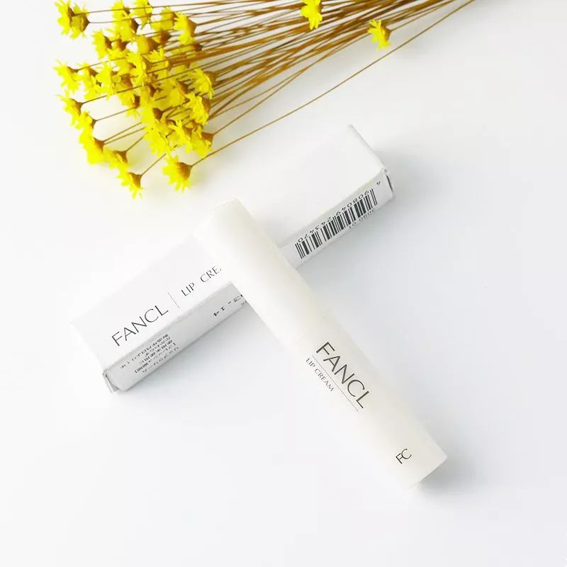 润唇膏红黑榜2021,公认好用带颜色的润唇膏