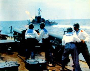 65式军服再现芳华,65式军服震撼全世界