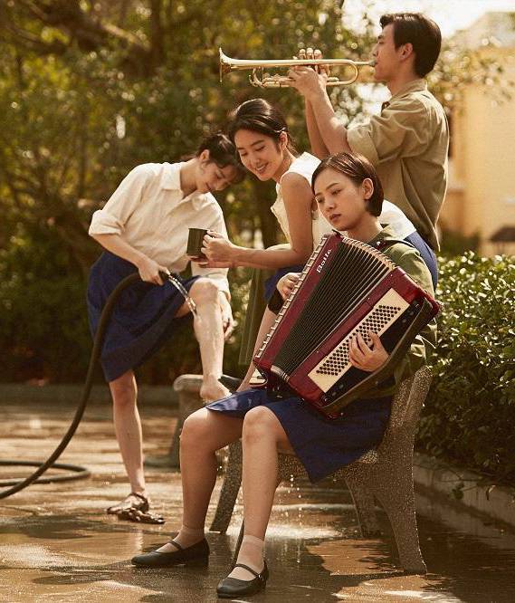 65式军服再现芳华,65式军服震撼全世界