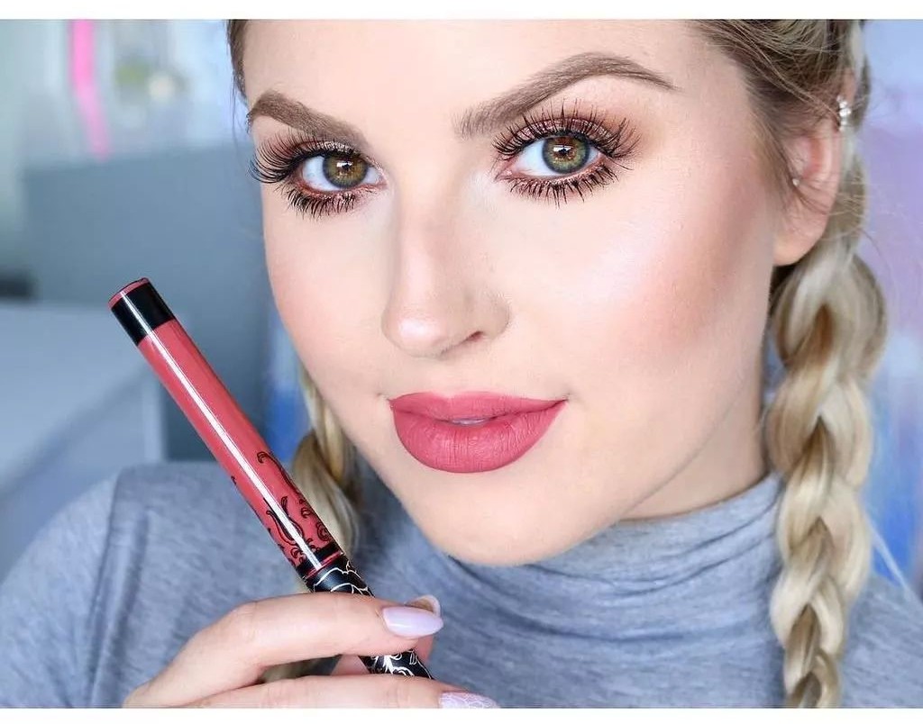 高级显白姨妈色,姨妈颜色越来越淡说明要走了吗