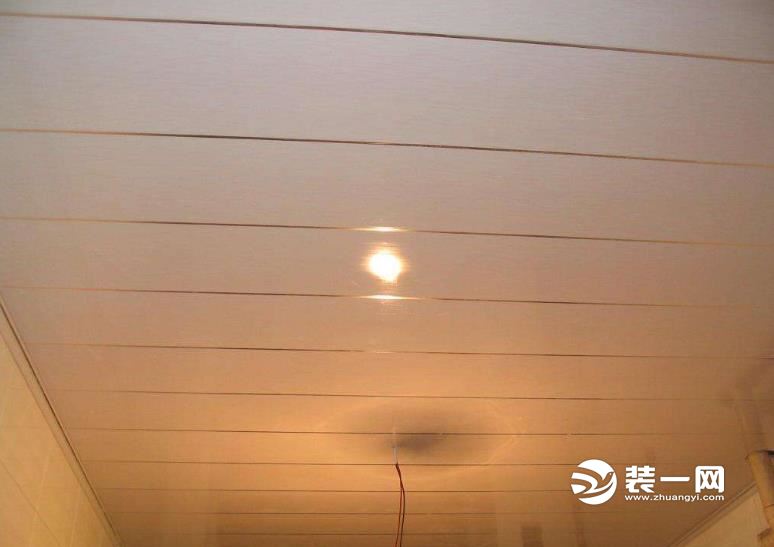 pvc塑料扣板吊顶用什么装,长条pvc扣板吊顶安装视频教程