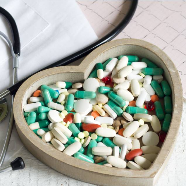 牛奶茶水能一起喝吗,为什么不能用牛奶送服药物