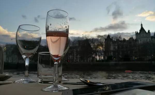 华为p9徕卡色彩最好的固件版本,华为p9是不是第一部徕卡双摄手机