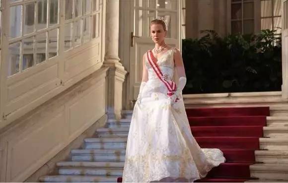 女王or王妃，窥探她们的皇室情缘