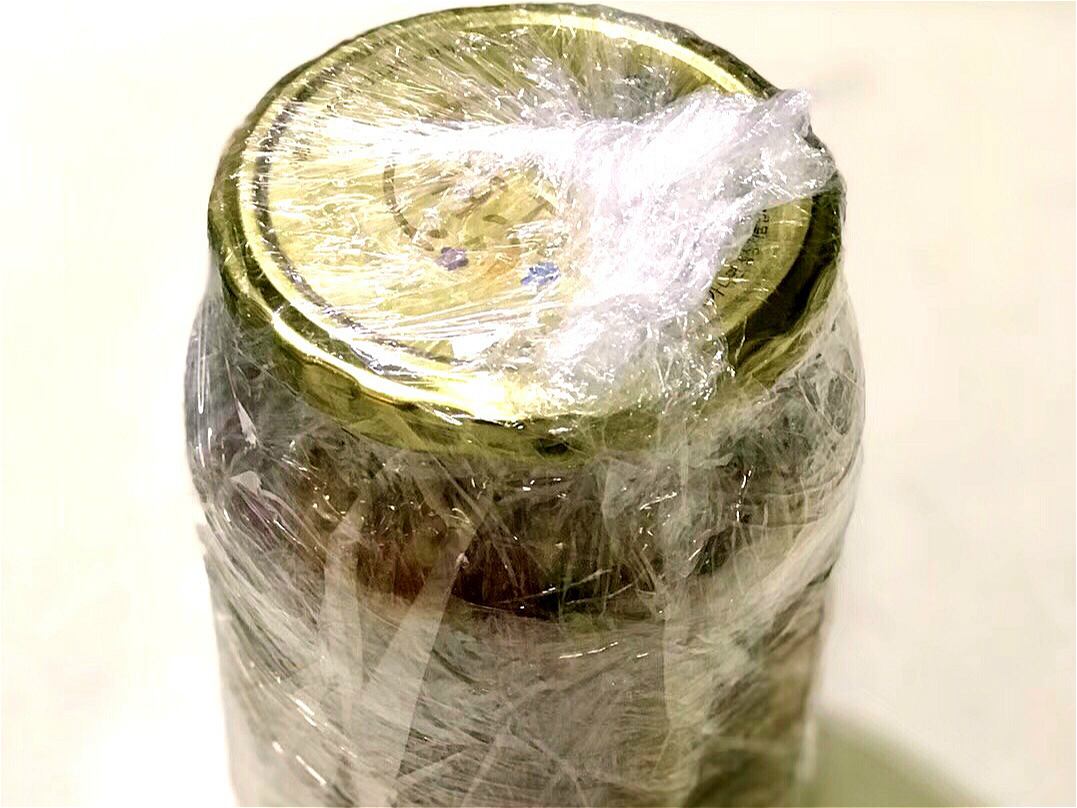 美女辣妈下班回家，实力教“剁辣椒”