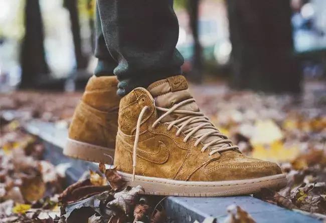 适合情侣穿aj,送女朋友的圣诞礼物aj