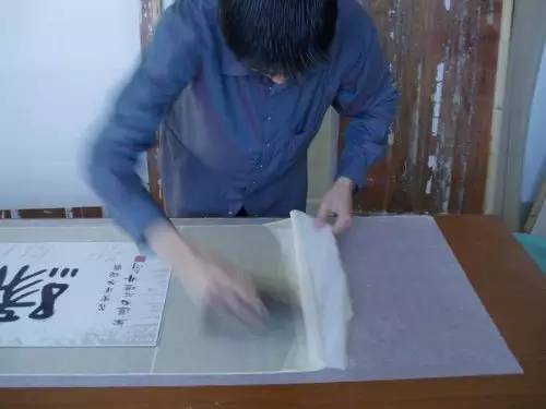 书画作品装裱价格,书画装裱标准及装裱操作全过程