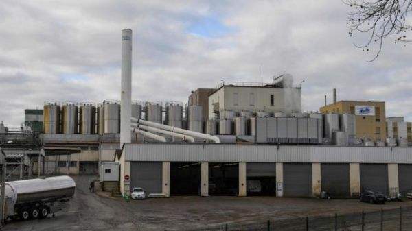 法国奶粉遭污染全面召回,旗下29个品项奶粉都受影响