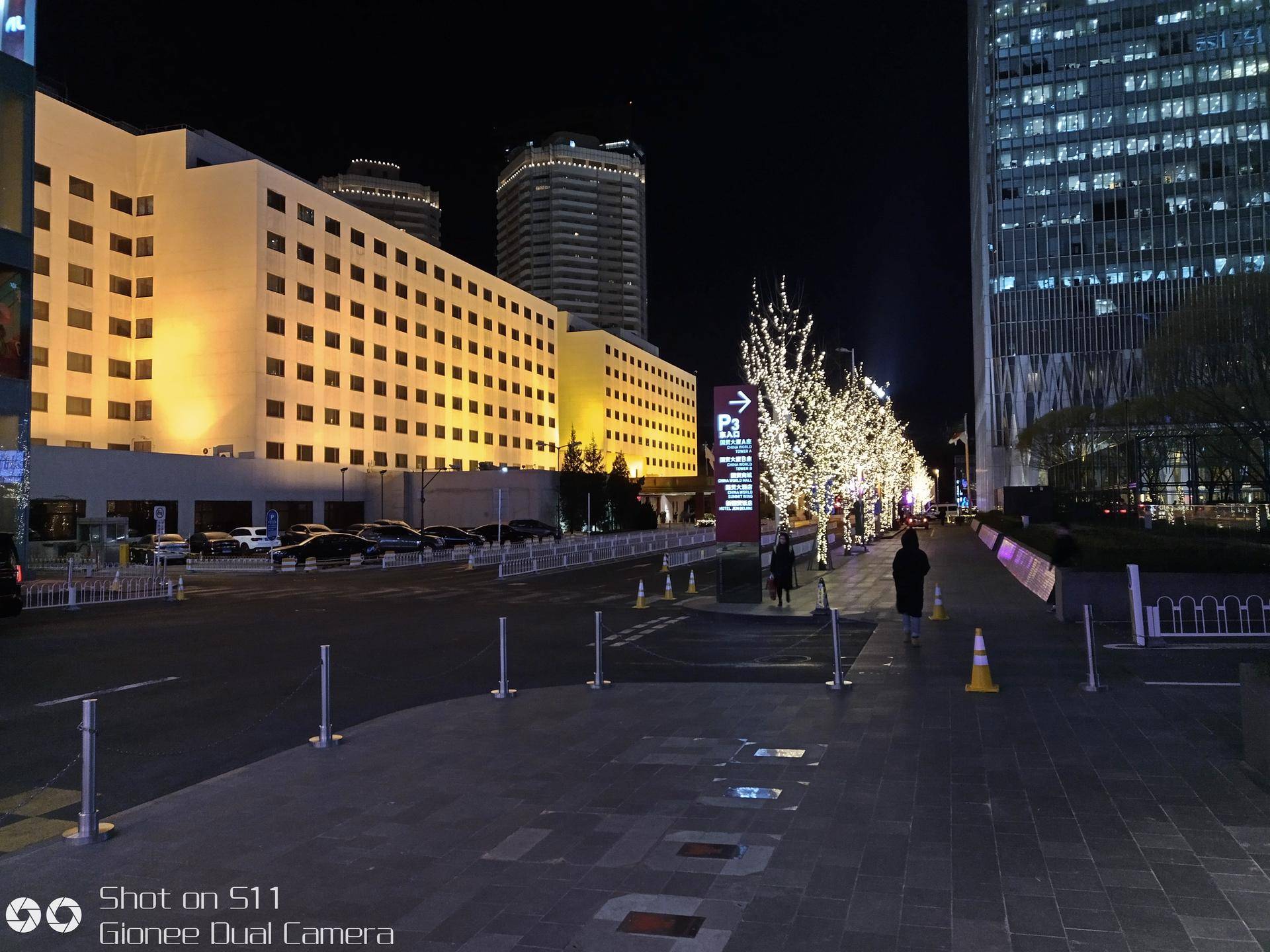 金立s11是全面屏手机吗,金立s11全面屏评测