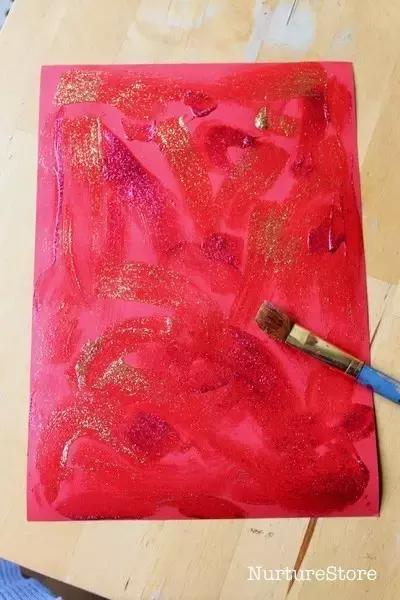 幼儿园元旦手工制作:鞭炮灯笼卡纸舞龙等,8个教程“年味”十足