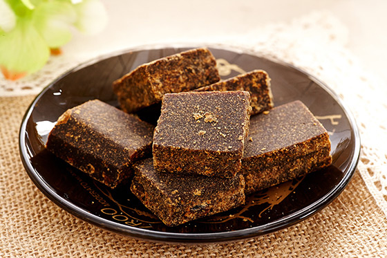 黑糖红糖黄糖冰糖白糖的区别,红糖白糖黑糖冰糖的区别