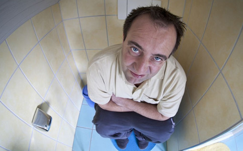 高血压病人一旦晕倒后果,高血压病人突然晕倒问题严重吗