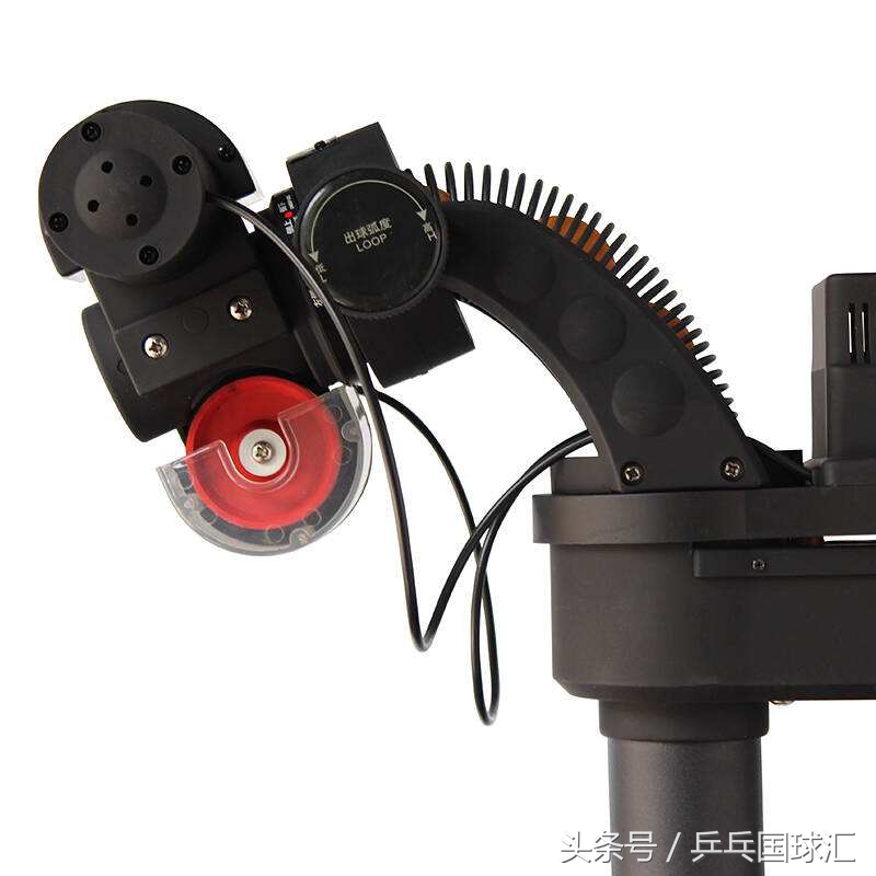 你犯了一个基础动作的大忌，不多加注意就完了！-乒乓找教练