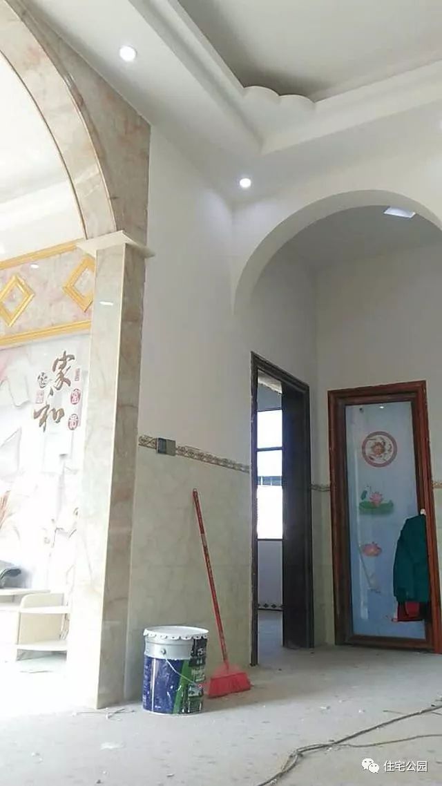 为父母在老家盖房花45万,为父亲放弃80万年薪回农村