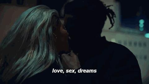 “他穿的鞋都是莆田货，说的爱你怎么可能是真的？”