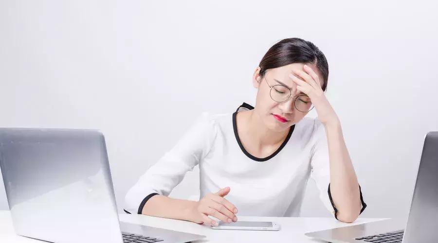 眼皮跳会是癌症前兆吗,颅内肿瘤引起眼皮跳跳