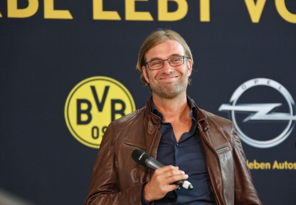 拜仁哪款球衣最好,拜仁球衣广告是什么