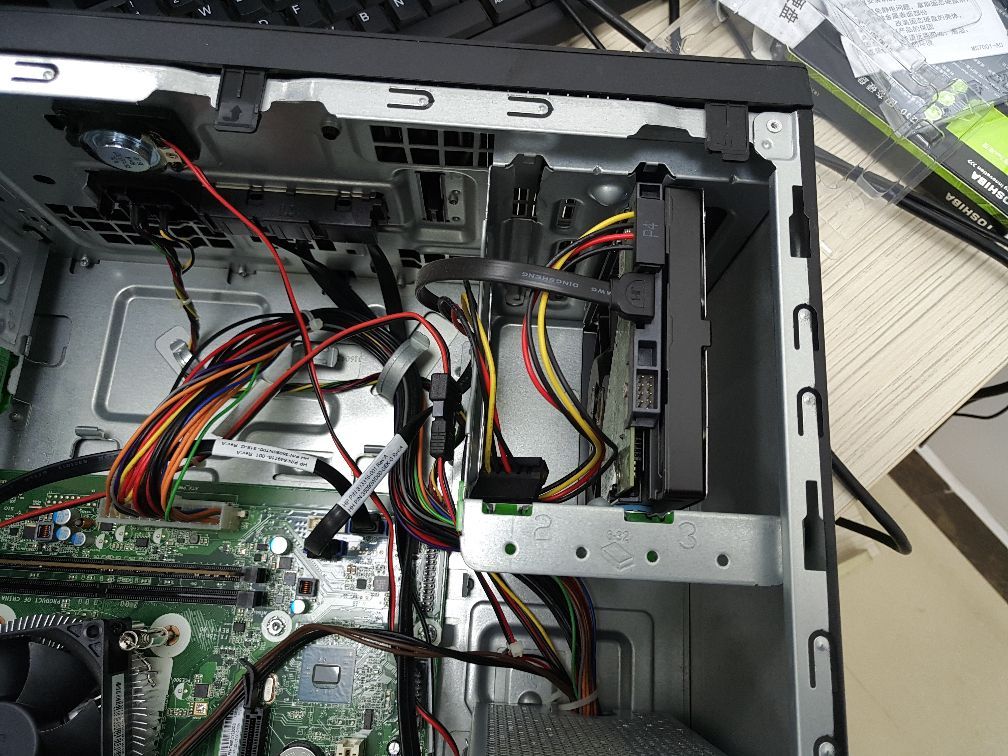 64层3DBiCSFLASH™SSD—东芝TR200固态硬盘简测