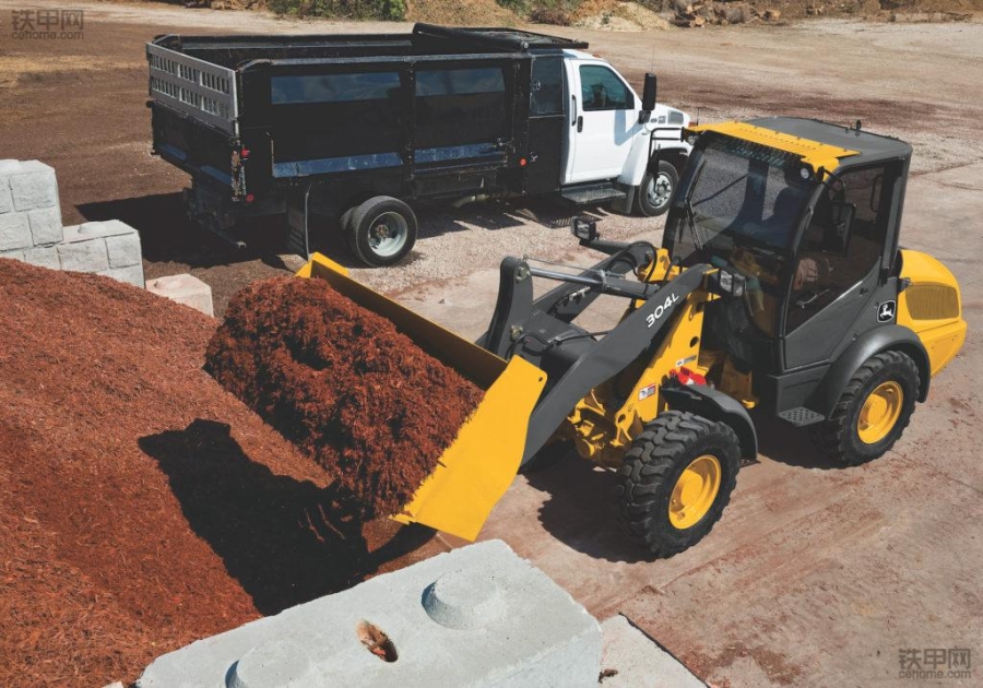 约翰迪尔紧凑型装载机,约翰迪尔装载机介绍视频