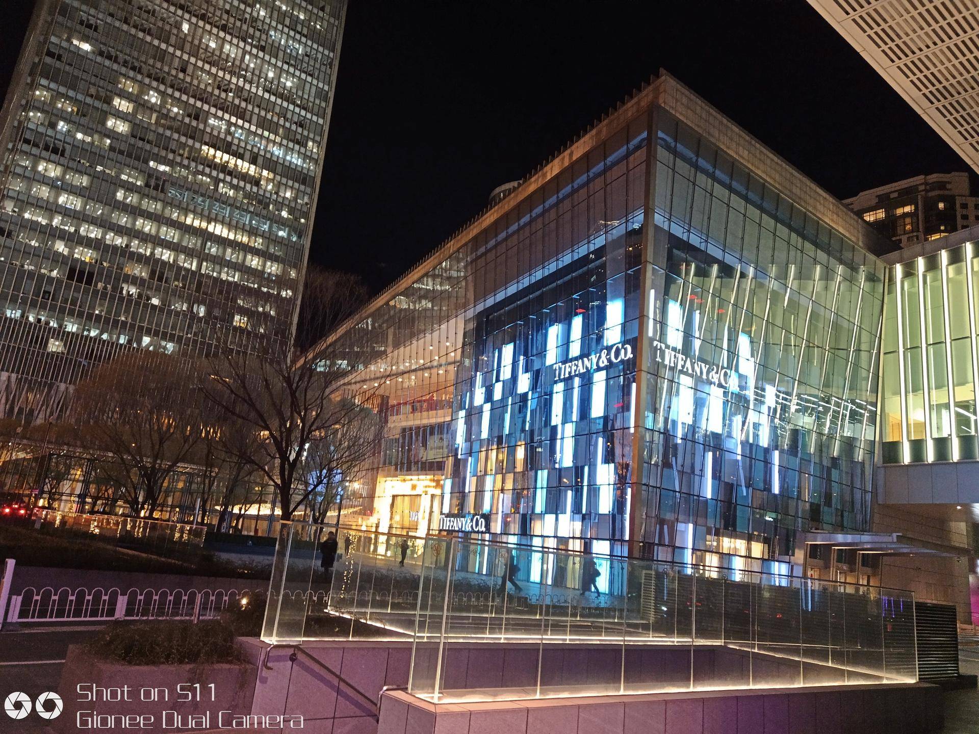 金立s11是全面屏手机吗,金立s11全面屏评测