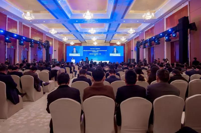 攀枝花借“钒钛”“阳光”优势吸金483.82亿元!