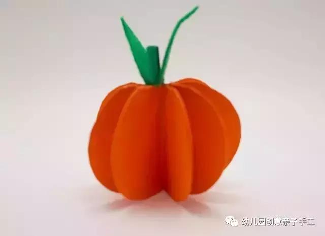 幼儿园元旦手工制作:鞭炮灯笼卡纸舞龙等,8个教程“年味”十足