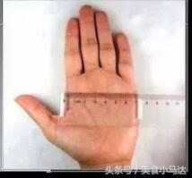 翡翠手镯多大圈口最好卖 (翡翠手镯圈口小了怎么改)