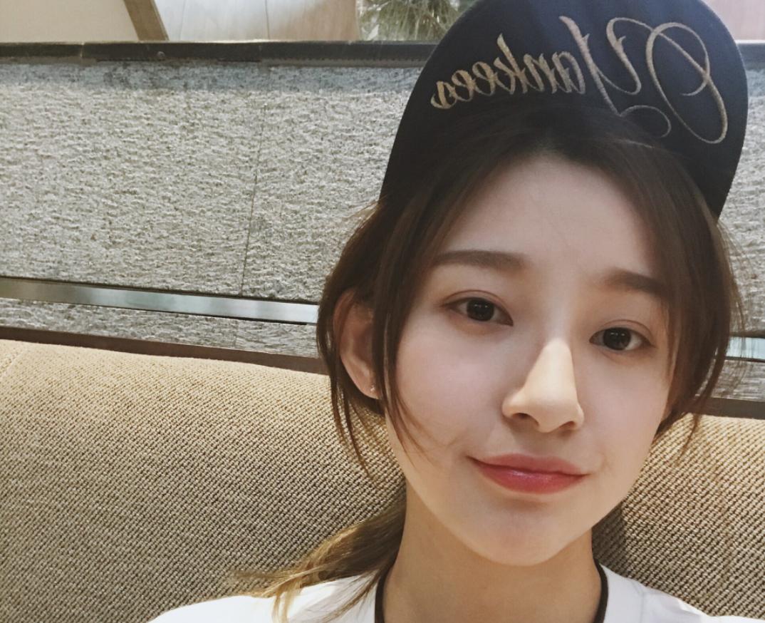 女足球主持,足球女主持人最好看的是哪个