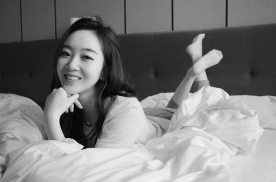 女足球主持,足球女主持人最好看的是哪个