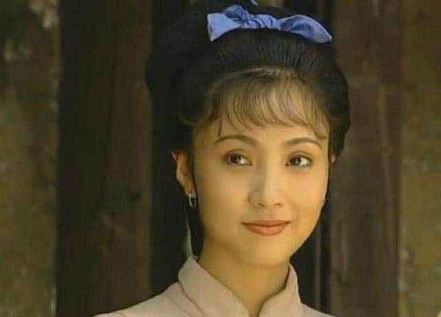 眼睛深邃给人什么感觉,眼睛深邃容易显老吗