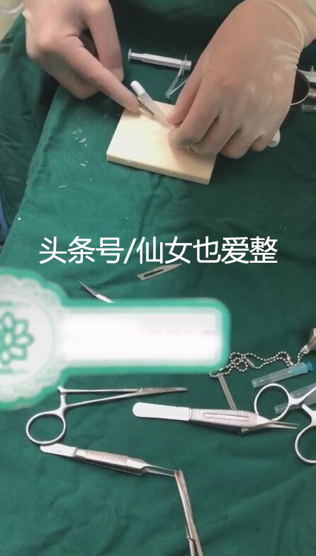 鼻综合隆鼻用什么材料,耳软骨和肋骨隆鼻费用多少钱