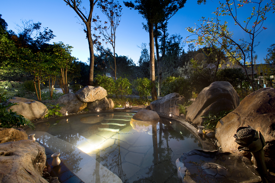 抵御寒冬,陕西的温泉哪个好一点