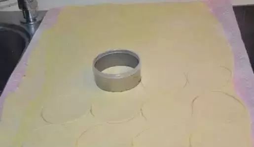 酥到掉渣的榴莲酥,又香又酥的榴莲酥