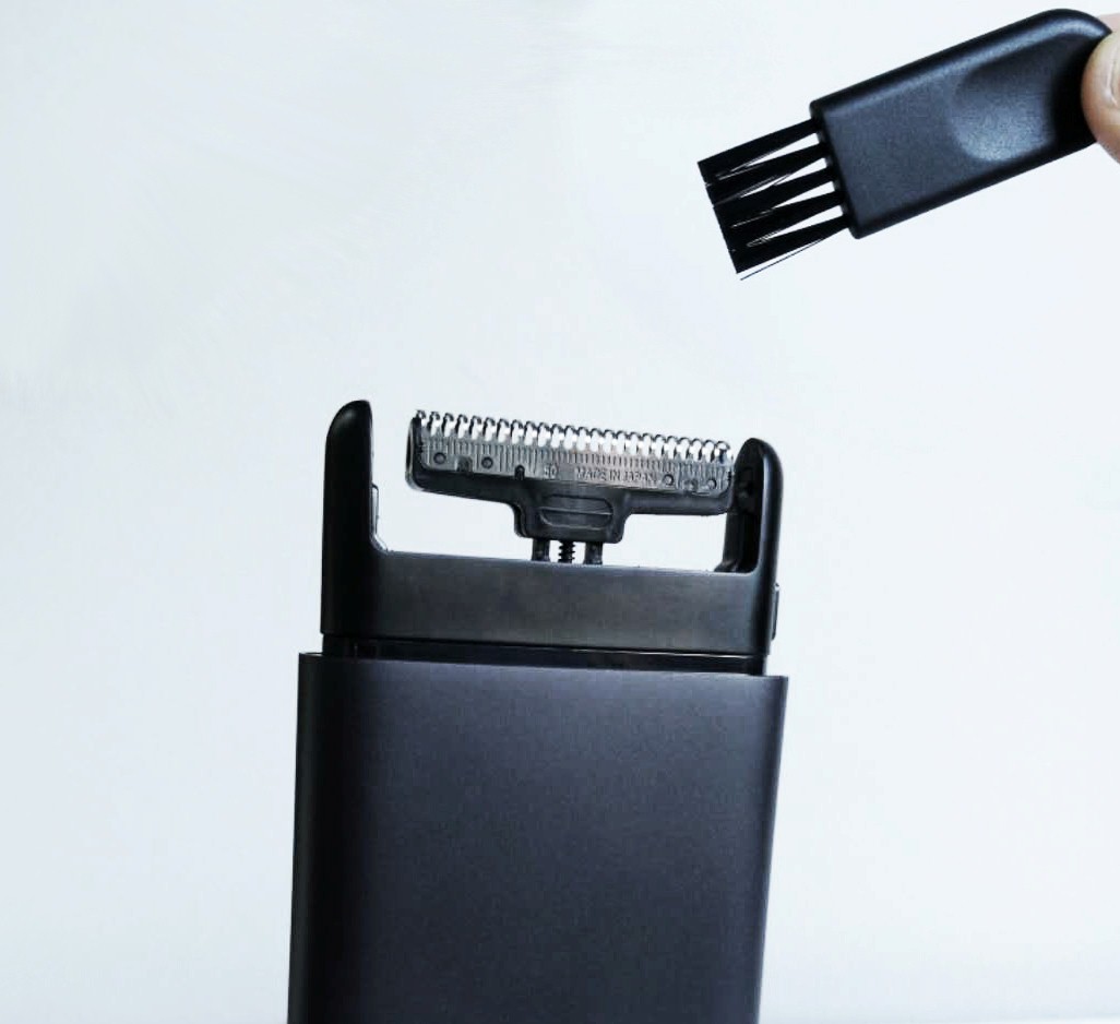 米家便携电动剃须刀｜USB充电且轻薄堪称出行神器