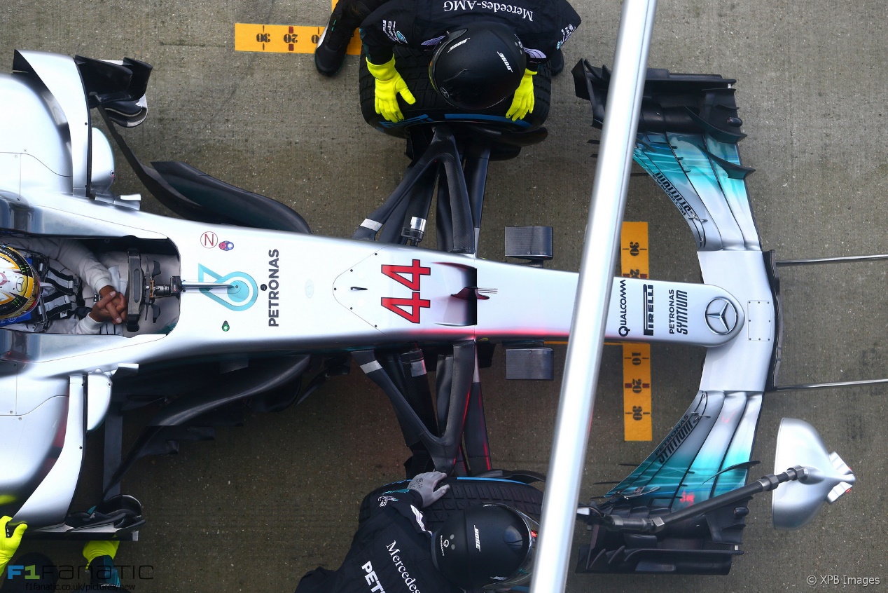 快拿小本儿记笔记,梅赛德斯凭什么连吃了四年鸡?|张小鹅频道