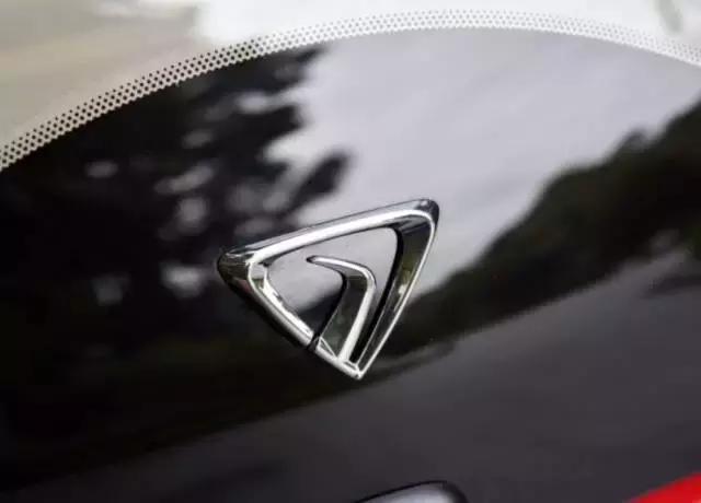 这6个自主新能源品牌,PPT做得酷炫、外观却像老年代步车