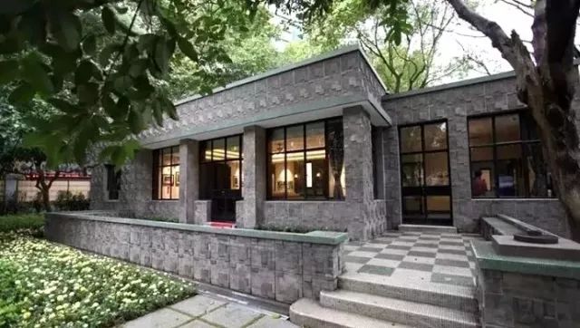 20世纪90年代开放上海,上海的一些老地方