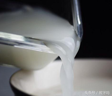 多肉土壤长苔藓怎么处理,多肉种植叶片的土怎么处理