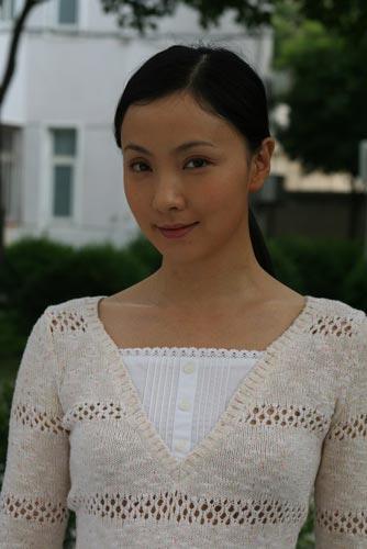 眼睛深邃给人什么感觉,眼睛深邃容易显老吗