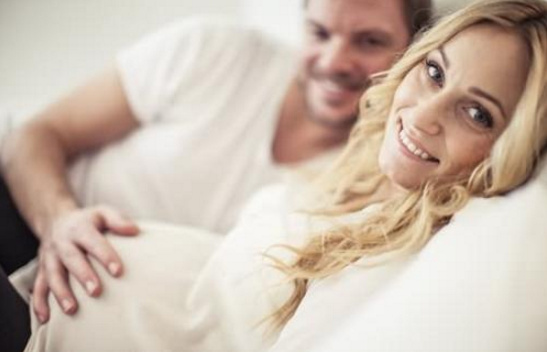 受精卵坐床时间和过程，怀胎九月及其症状