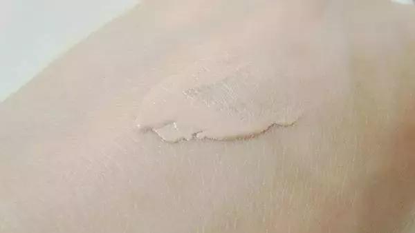 CPB、Dior等贵妇彩妆，真有吃土*党**专用平替款吗？