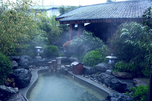 抵御寒冬,陕西的温泉哪个好一点