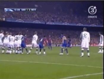 小罗蝎子摆尾进切尔西一个球,小罗扭屁股射门