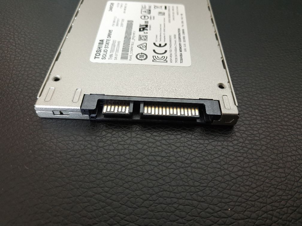 64层3DBiCSFLASH™SSD—东芝TR200固态硬盘简测
