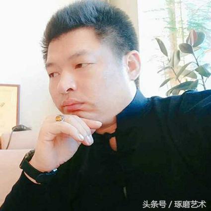 靳金煌玉器,靳金煌对玉器的评价